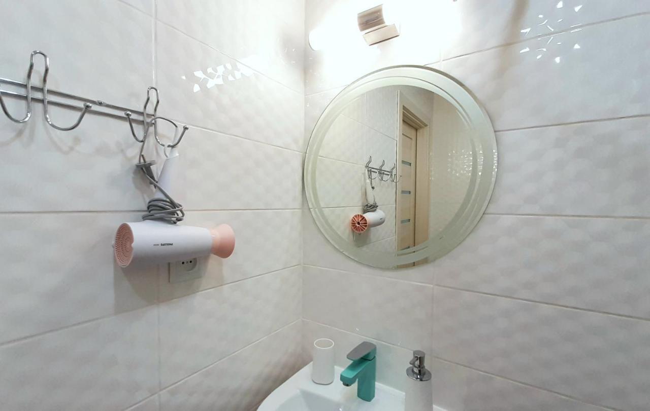 Appartement Квартира Біля Центральної Площі Перспективна 22 à Oleksandriia Extérieur photo